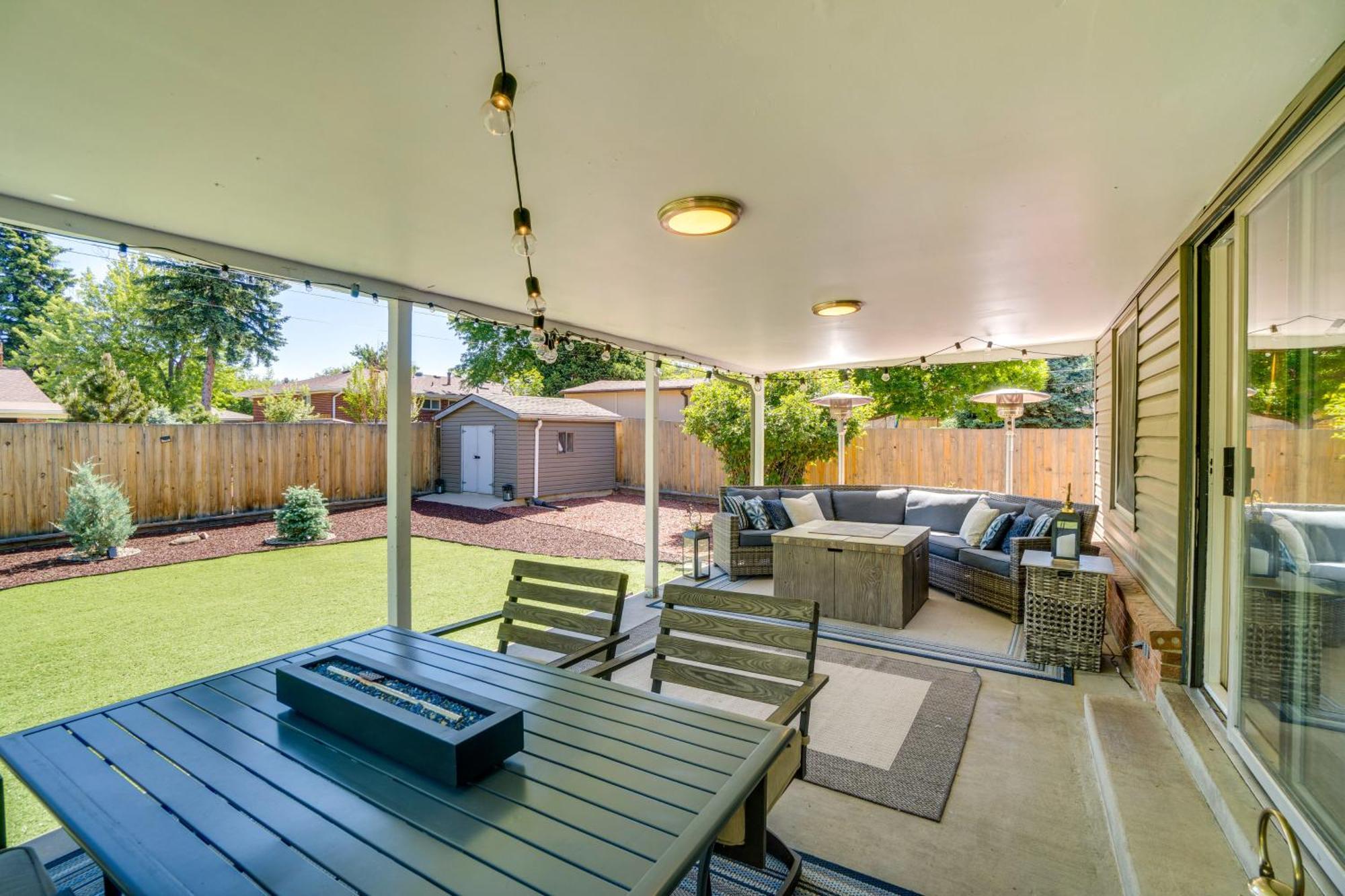 Centennial Home With Covered Patio And Fire Pit! Buitenkant foto